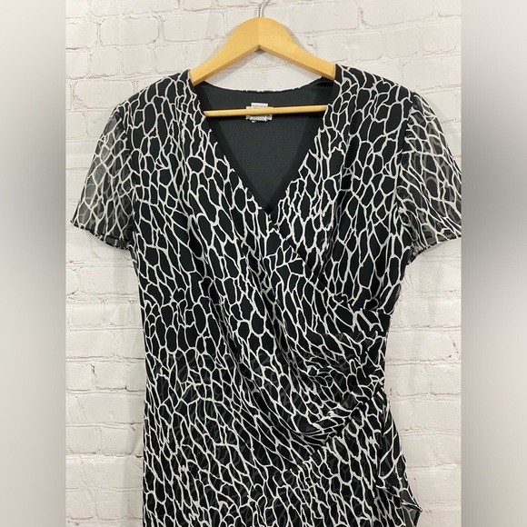 JBS Cap Sleeve V Neck Sheer Lined Faux Wrap Dress Polyester Womens Size 12 - Picture 4 of 8